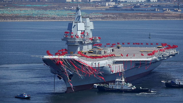 נושאת המטוסים הראשונה מתוצרת סין (צילום: AFP) (צילום: AFP)