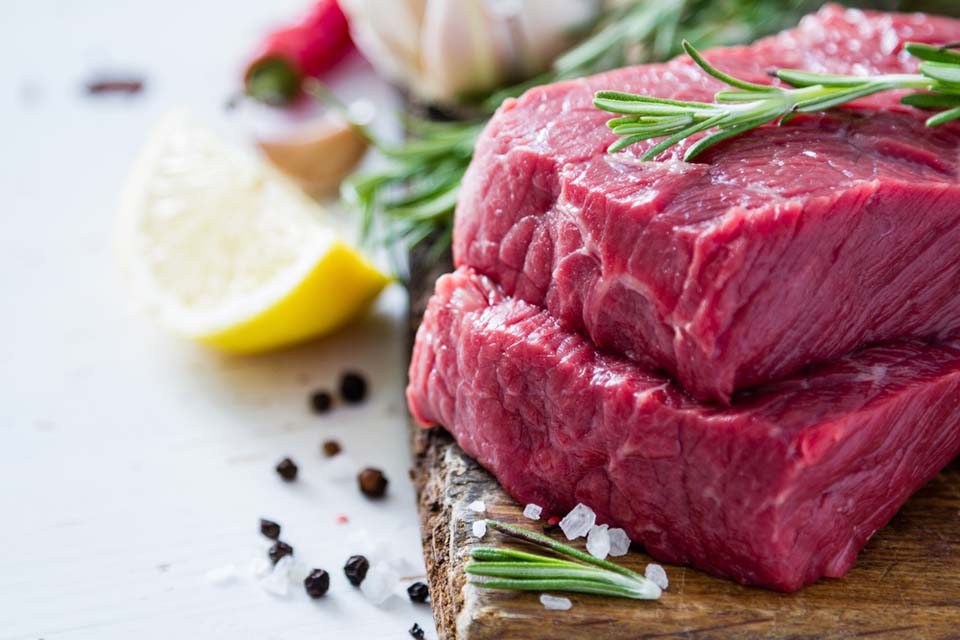 Хорошее мясо в маринаде не нуждается. Фото: Shutterstock.com