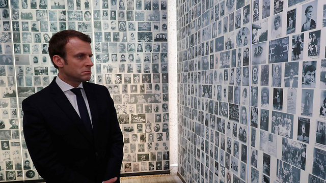 "לעולם לא עוד". מקרון ביד הזיכרון לשואה בפריז (צילום: רויטרס) (צילום: רויטרס)
