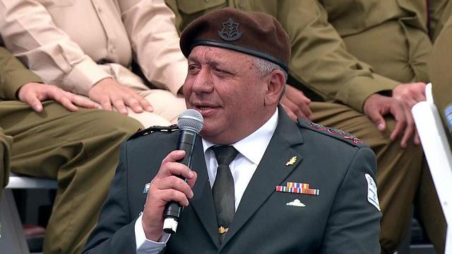 Eisenkot at the ceremony for outstanding soldiers on Tuesday (Photo: MX1)