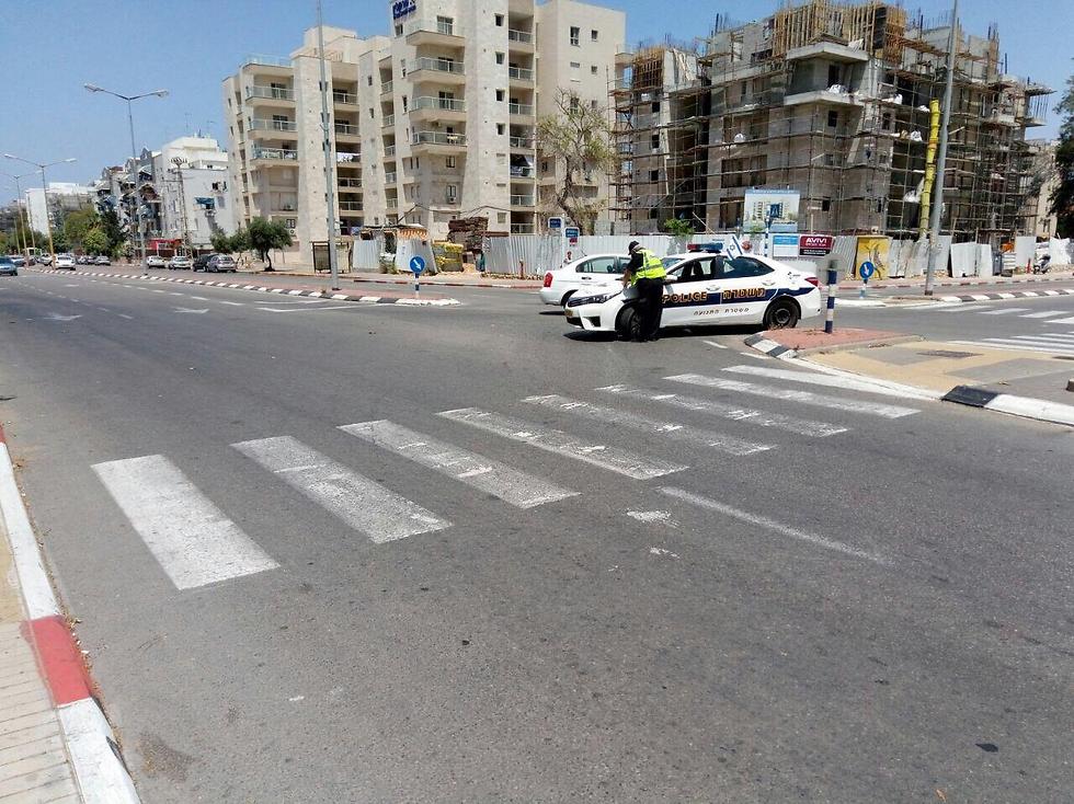 זירת התאונה באשדוד (צילום: דוברות המשטרה) (צילום: דוברות המשטרה)
