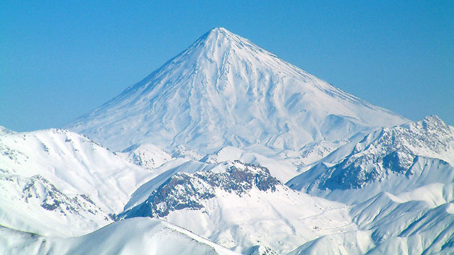 הגבוה ביותר במזה"ת. הר דמאוונד (צילום: Hamed Khorramyar) (צילום: Hamed Khorramyar)
