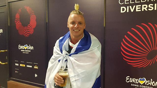 Житель Норвегии, прибывший в Киев на конкурс, стал поклонником Израиля и Имри. Фото: Амит Котлер