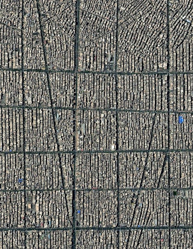 חלק מטהראן, איראן (צילום: By Daily Overview, Satellite imagery © DigitalGlobe)