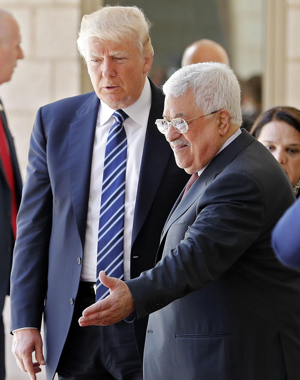Donald Trump and Mahmoud Abbas (Photo: AFP)
