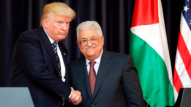 Trump and Abbas (Photo: AFP)