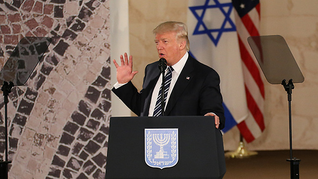 מ"יד ושם" המשיך טראמפ למוזיאון ישראל, שם נשא את הנאום המרכזי בביקורו (צילום: אלכס קולומויסקי) (צילום: אלכס קולומויסקי)