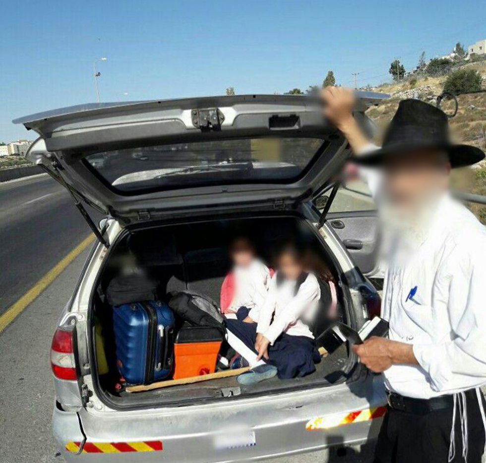 The driver and the two girls in the trunk (Photo: Police)