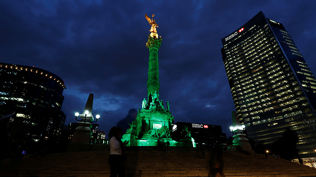 מחאה ירוקה גם במכסיקו סיטי (צילום: רויטרס) (צילום: רויטרס)