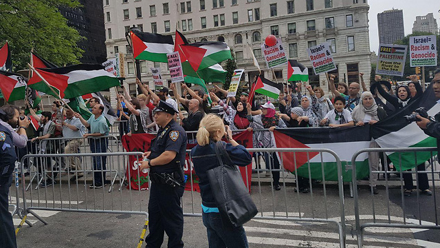 Пропалестинская демонстрация в Нью-Йорке