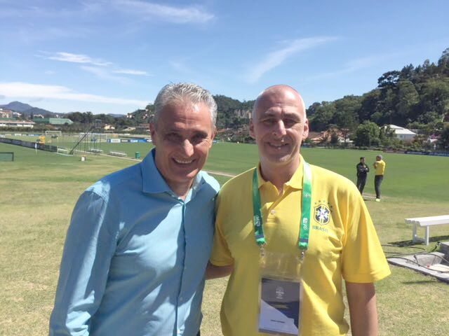 סבירסקי עם מאמן נבחרת ברזיל צ'יצ'ה ()