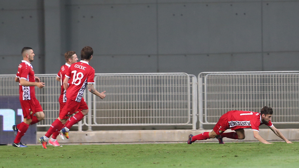 גינסארי חוגג את השער מול נבחרת ישראל (צילום: אורן אהרוני) (צילום: אורן אהרוני)