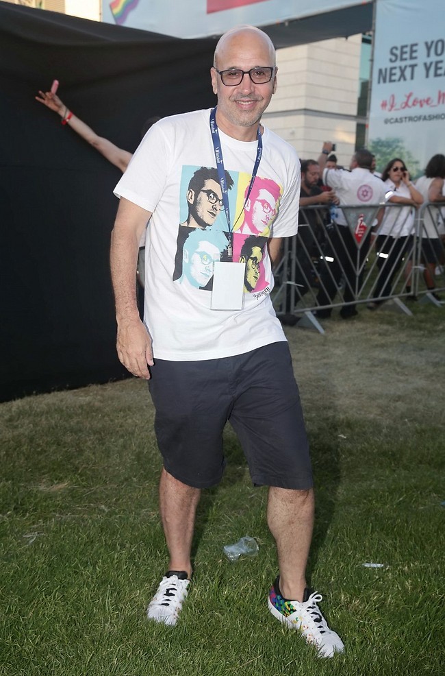 מה אתה מחביא שם? גל אוחובסקי (צילום: שוקה כהן) מה אתה מחביא שם? גל אוחובסקי (צילום: שוקה כהן)