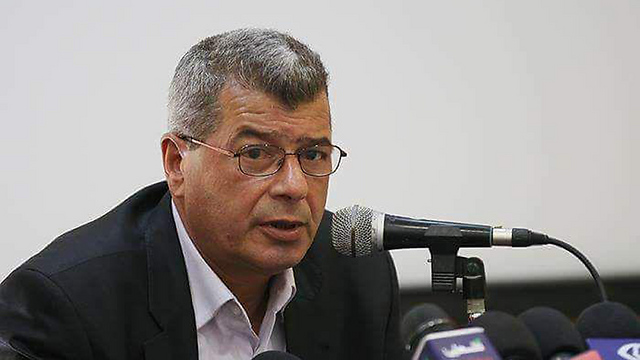 ראש רשות האסירים הפלסטינים עיסא קראקע ()