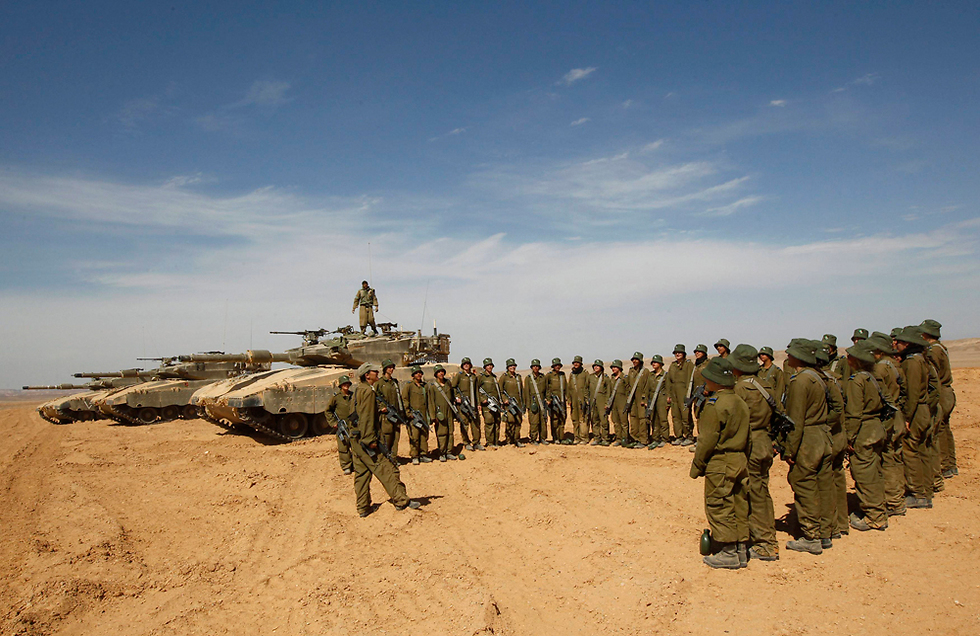 Training exercise in Shizafon (Photo: Reuters)