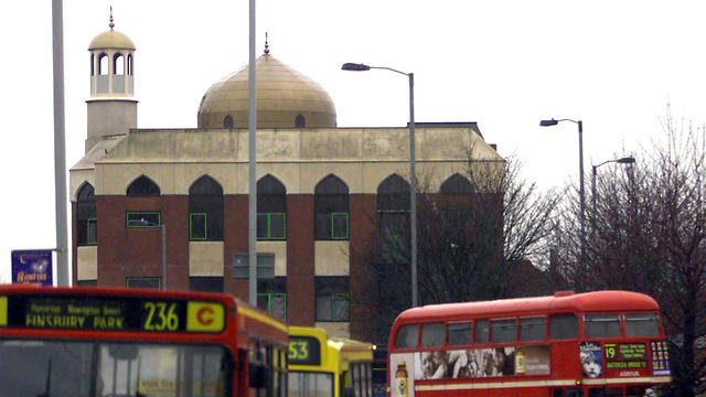 Van rams worshippers leaving London mosque, killing at least one