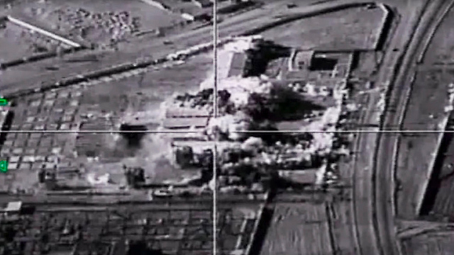 בסיס דאעש שהופצץ על ידי רוסיה בדיר א-זור (צילום: AP) (צילום: AP)
