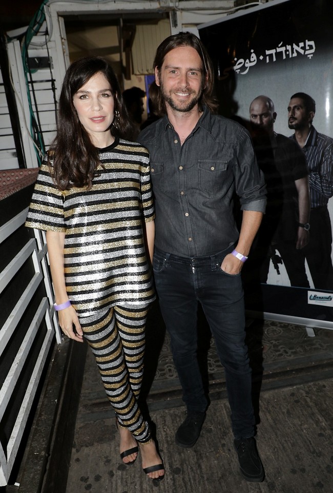 מי יודע מדוע ולמה לובשת הזברה פיג'מה? נטע גרטי ופיטר רוט (צילום: רפי דלויה)