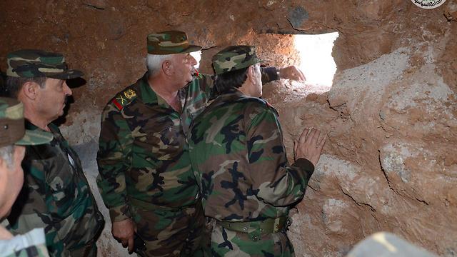Al-Freij visits Syrian army soldiers