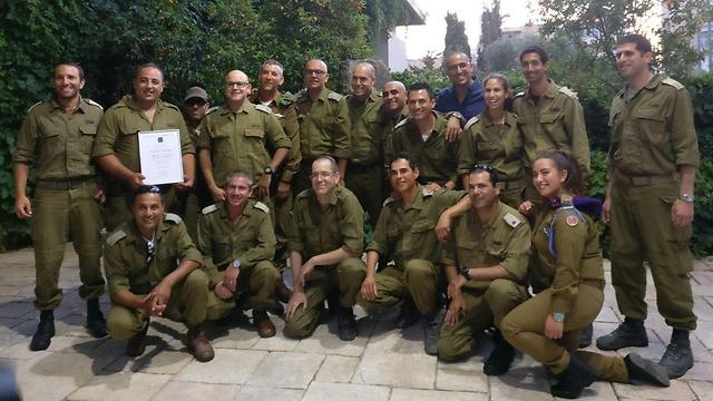 Ben Ari with other soldiers in his unit