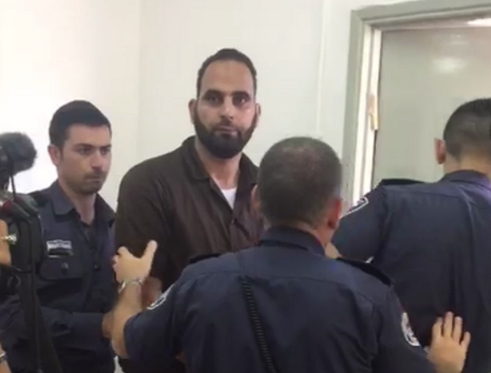 הנאשם מוחמד רדואן דרארמה בבית המשפט ()