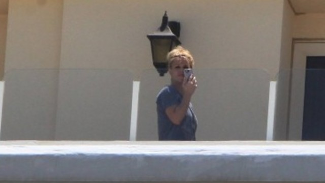 Britney Spears at the Dan Hotel (Photo: Photo: Moti Lavton)