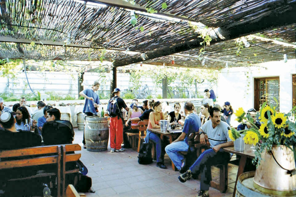 Дегустация вина в Зихрон-Яакове. Фото: Дуби Закай, архив "Едиот ахронот"