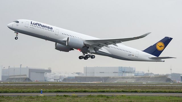המטוס החדש של לופטהנזה, איירבוס A350 ()