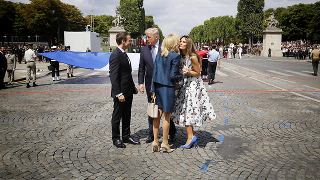הזוג טראמפ עם הזוג מקרון ביום הבסטיליה האחרון בפריז (צילום: MCT) (צילום: MCT)