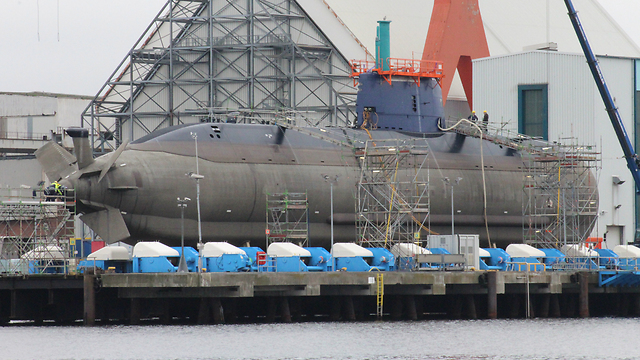 Israel's INS Rahav submarine at the shipyard in Kiel (Photo: EPA) (Photo: EPA)