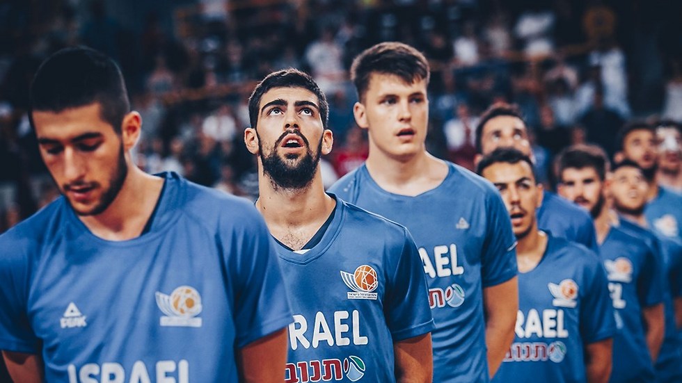יש עתיד? נבחרת העתודה של ישראל (צילום: FIBA) (צילום: FIBA)