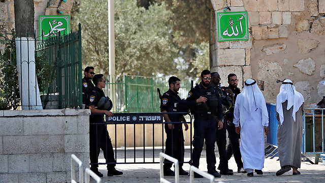 Entrance to the Temple Mount after the removal of the metal detectors (Photo: Reuters)