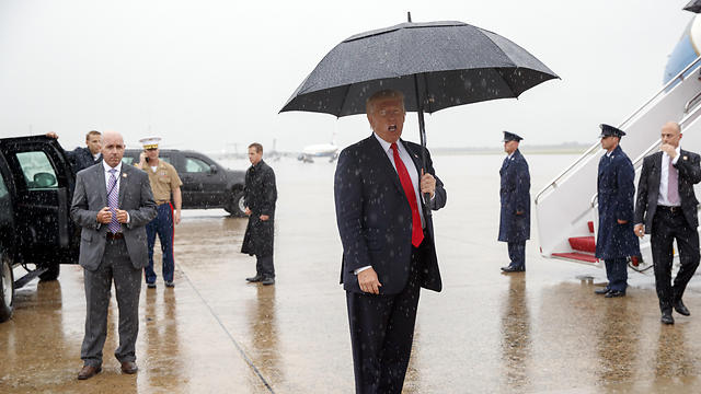 טראמפ אחרי ההדחה של פריבוס. "איש טוב" (צילום: AP) (צילום: AP)
