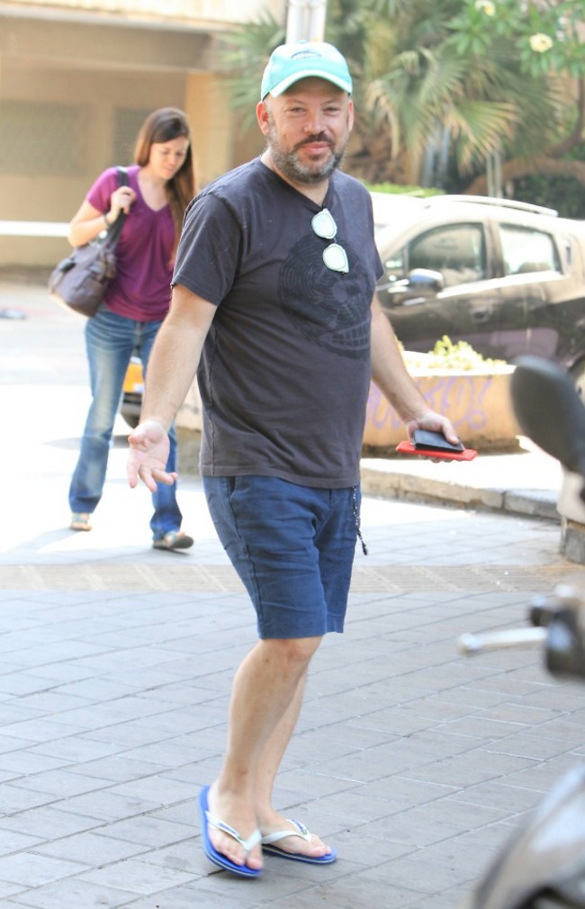 אנחנו באמת בוהים בך (צילום: מוטי לבטון) אנחנו באמת בוהים בך (צילום: מוטי לבטון)