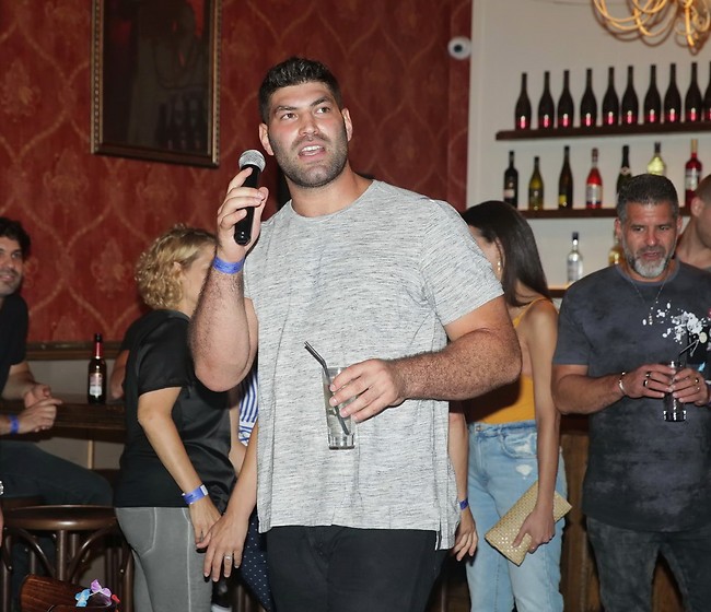 איך לא קראת לנו? (צילום: שוקה כהן) איך לא קראת לנו? (צילום: שוקה כהן)