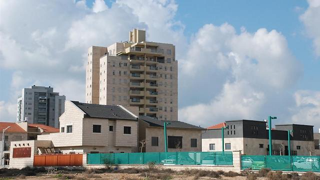 קרית גת. דירת 3 חדרים נמכרה ב-750 אלף שקל (צילום: בראל אפרים) (צילום: בראל אפרים)