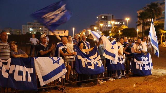 Likud supporters (Photo: Motti Kimchi)