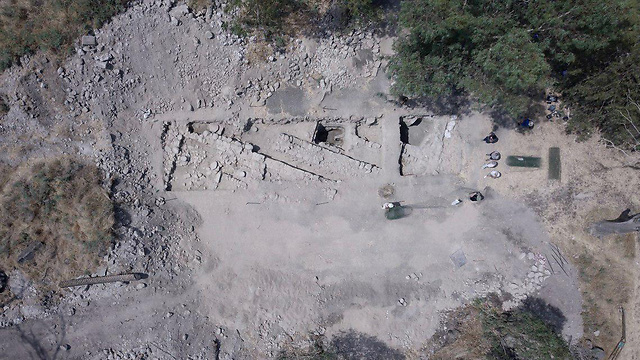 בעבר התגלו באתר שרידים מהתקופה הביזנטית בלבד (צילום: זקרי וונג) (צילום: זקרי וונג)