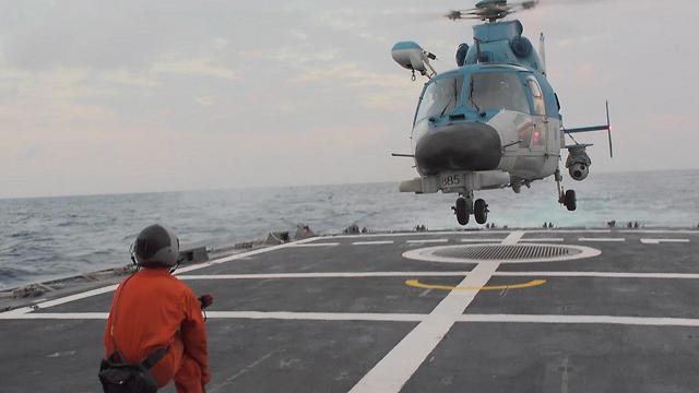 A helicopter landing on a Sa'ar 5 missile boat (Photo: IDF Spoesman's Office)