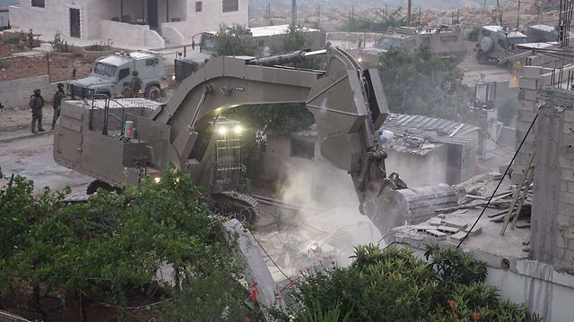 IDF demolishing the home of al-Abed (Photo: IDF) (Photo: IDF Spokesperson's Unit)