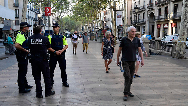 אבטחה במרכז ברצלונה (צילום: AFP) (צילום: AFP)