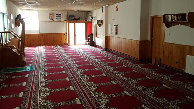 המסגד בריפול (צילום: יואב זיתון) (צילום: יואב זיתון)