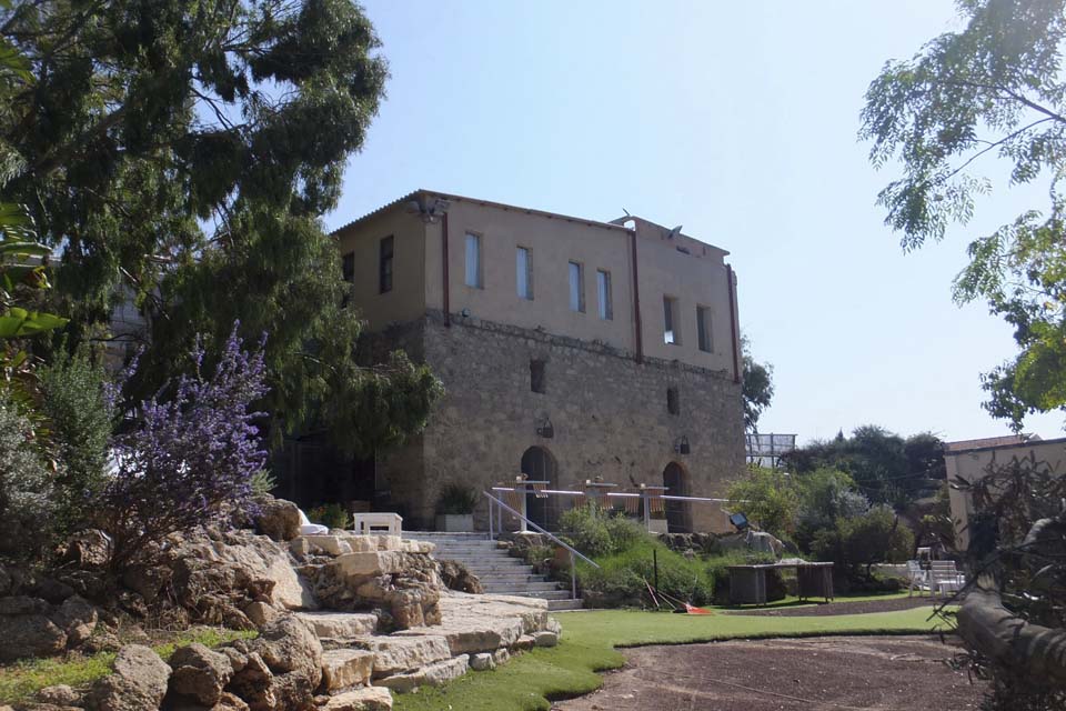 Бейт-ха-Ришоним - первый еврейский дом в долине Хефер
