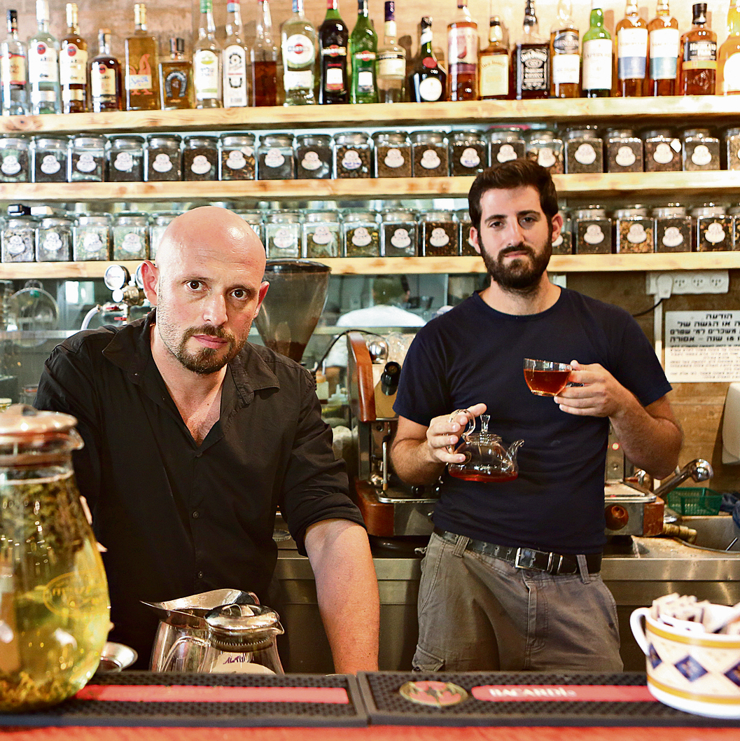 Schwatz and Piamenta at their tea house (Photo: Alex Kolomoisky)