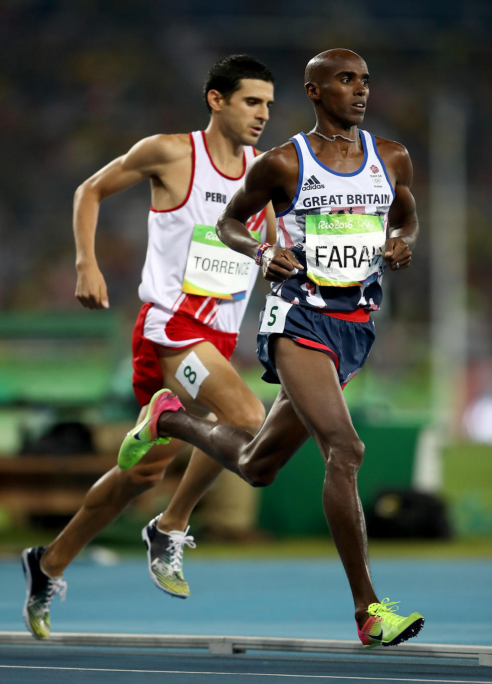 עבר לייצג את פרו. טורנס מאחורי מו פראח בגמר האולימפי בריו (צילום: getty images) (צילום: getty images)