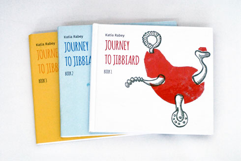 סדרה של שלושה ספרים (צילום: באדיבות קטיה רביי)