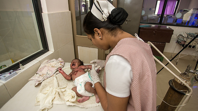 סכנה לתינוקות בבתי חולים בהודו. אילוסטרציה (צילום: shutterstock) (צילום: shutterstock)