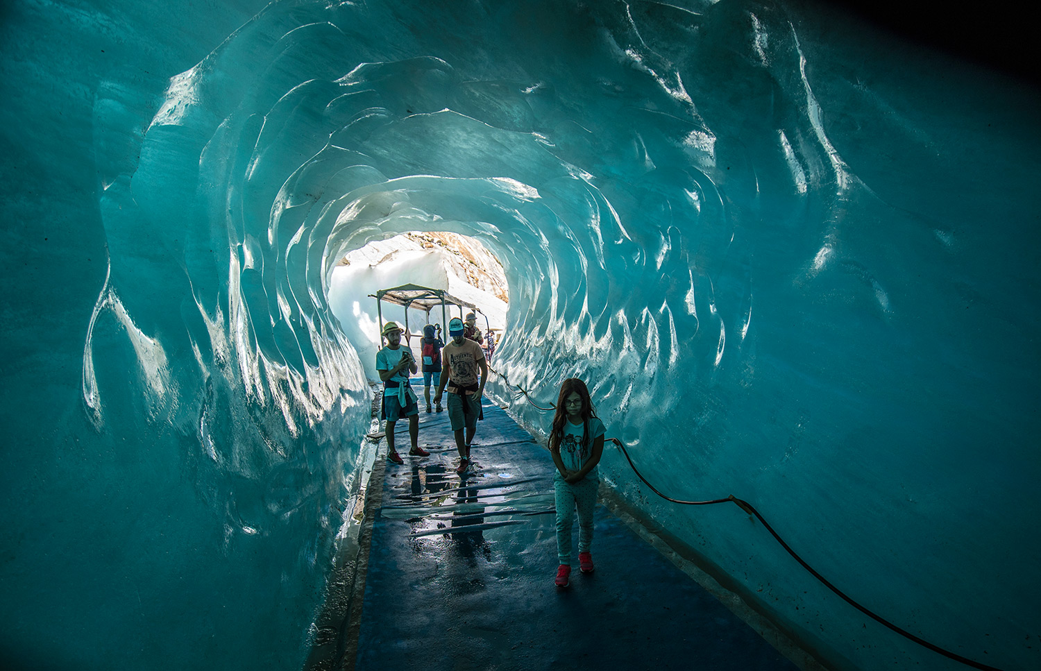 טבעי לגמרי: להלך בתוך קרחון (צילום: ליאור קורן) (צילום: ליאור קורן)