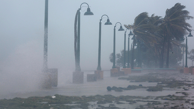 גשמים עזים בפוארטו ריקו (צילום: רויטרס) (צילום: רויטרס)