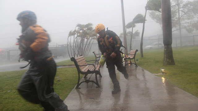 כוחות ההצלה בפוארטו ריקו (צילום: רויטרס) (צילום: רויטרס)